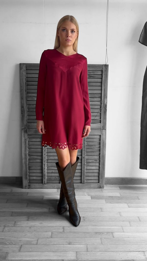 Seidenkleid mit Lasercut XS