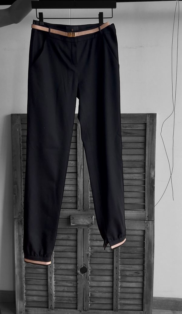 Wollhose mit Lederdetails S